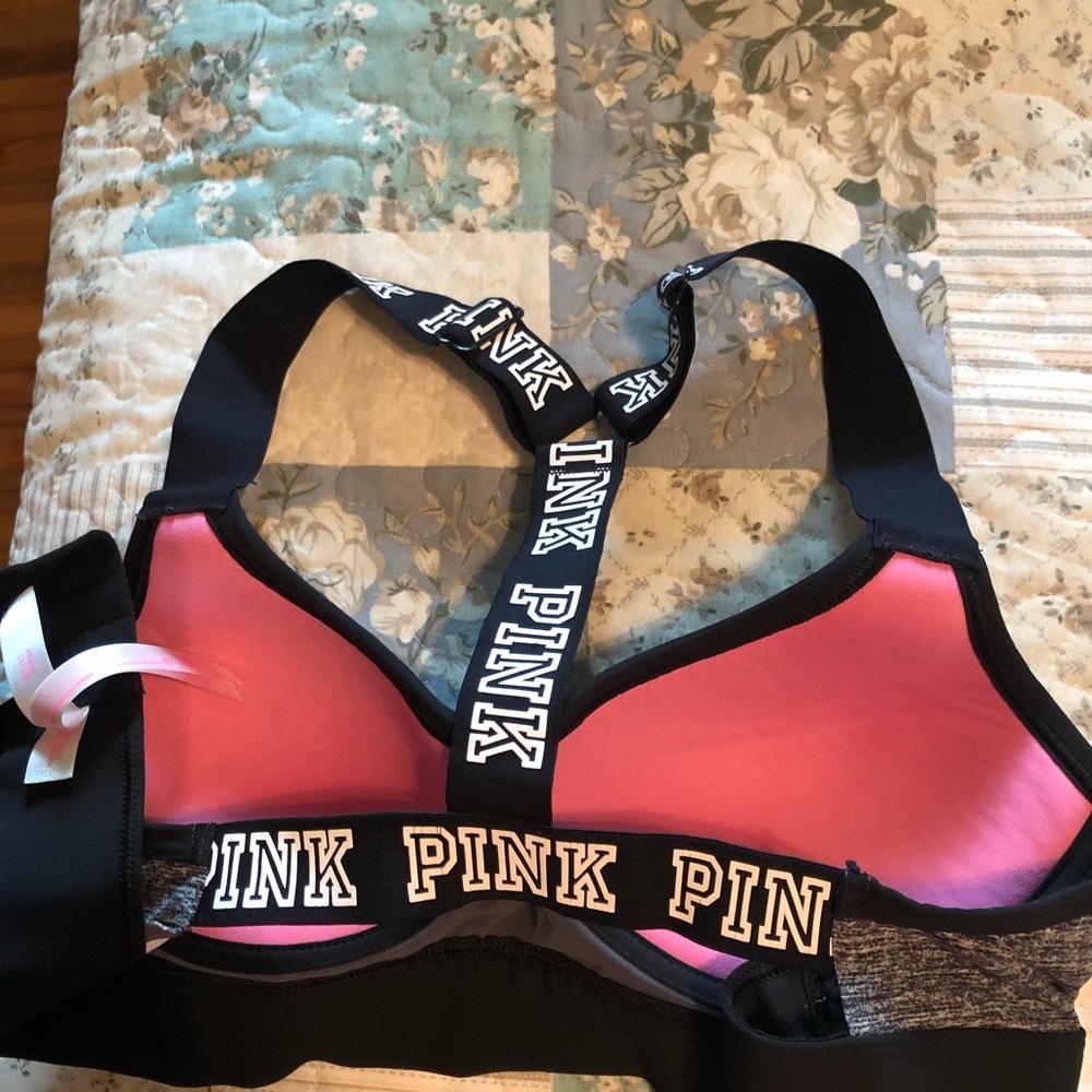 PINK Victoria Secret  sports bra